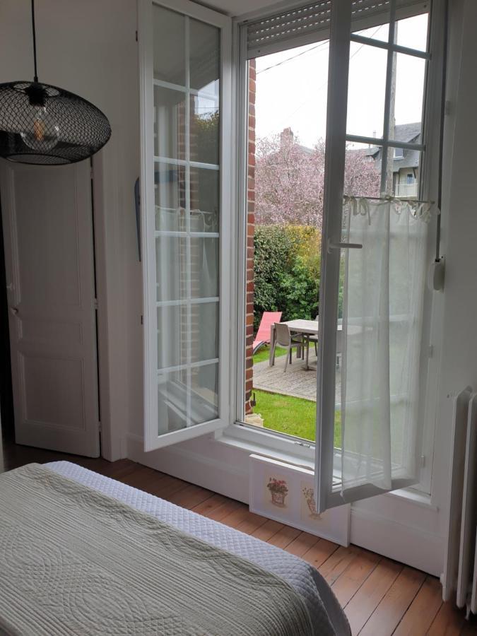 Le Bois Villa Honfleur Bagian luar foto