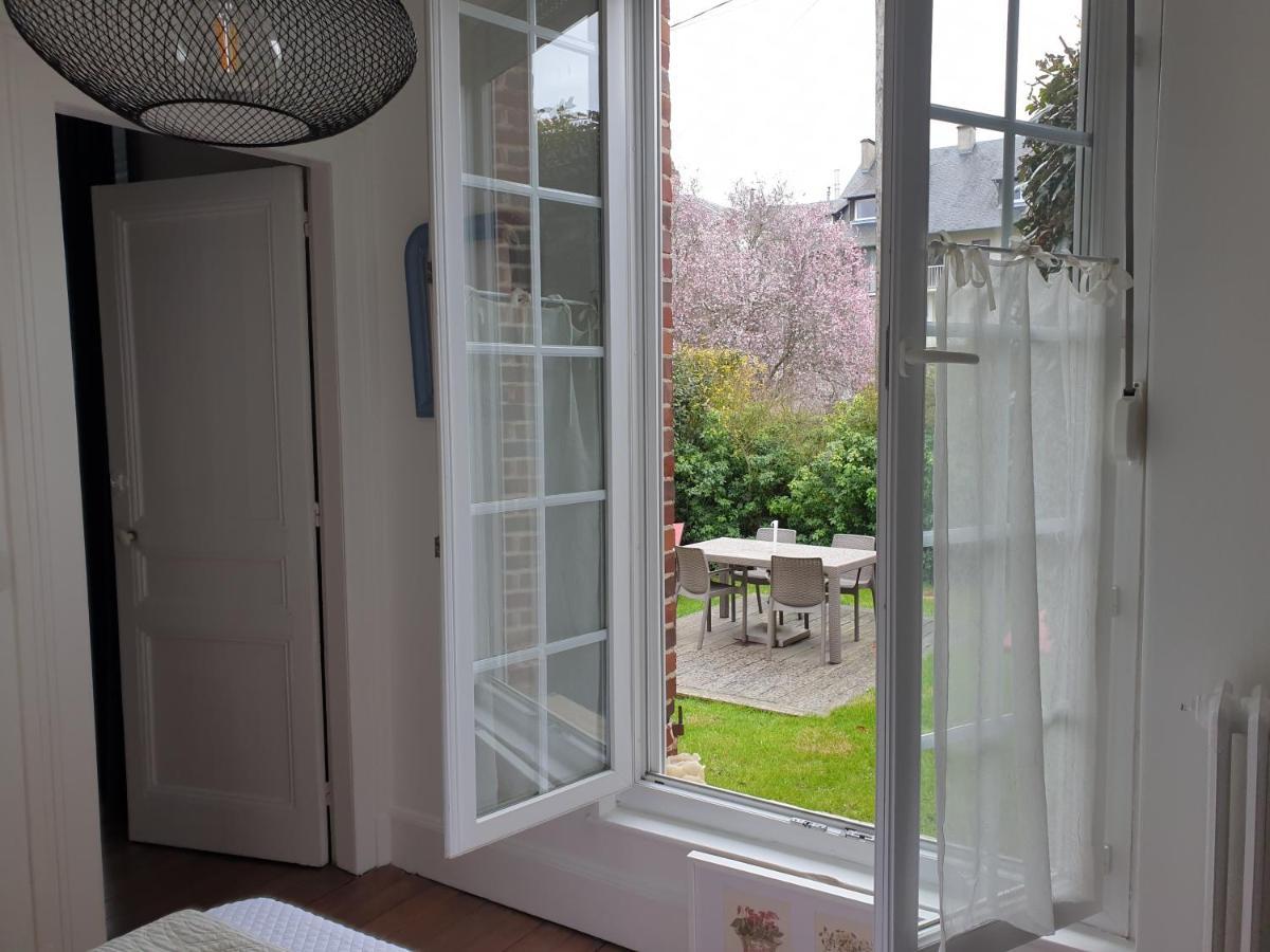 Le Bois Villa Honfleur Bagian luar foto
